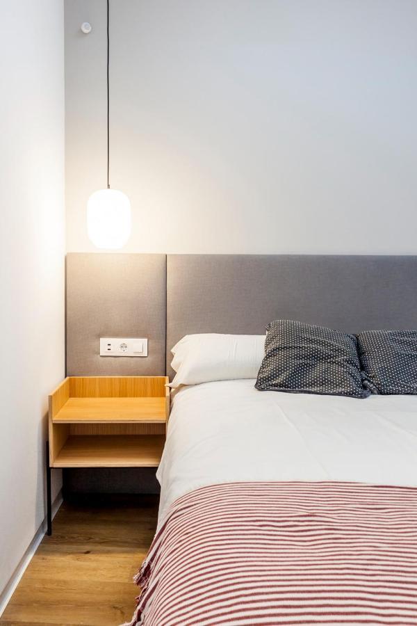 Puerto Beach Suites Valencia Buitenkant foto