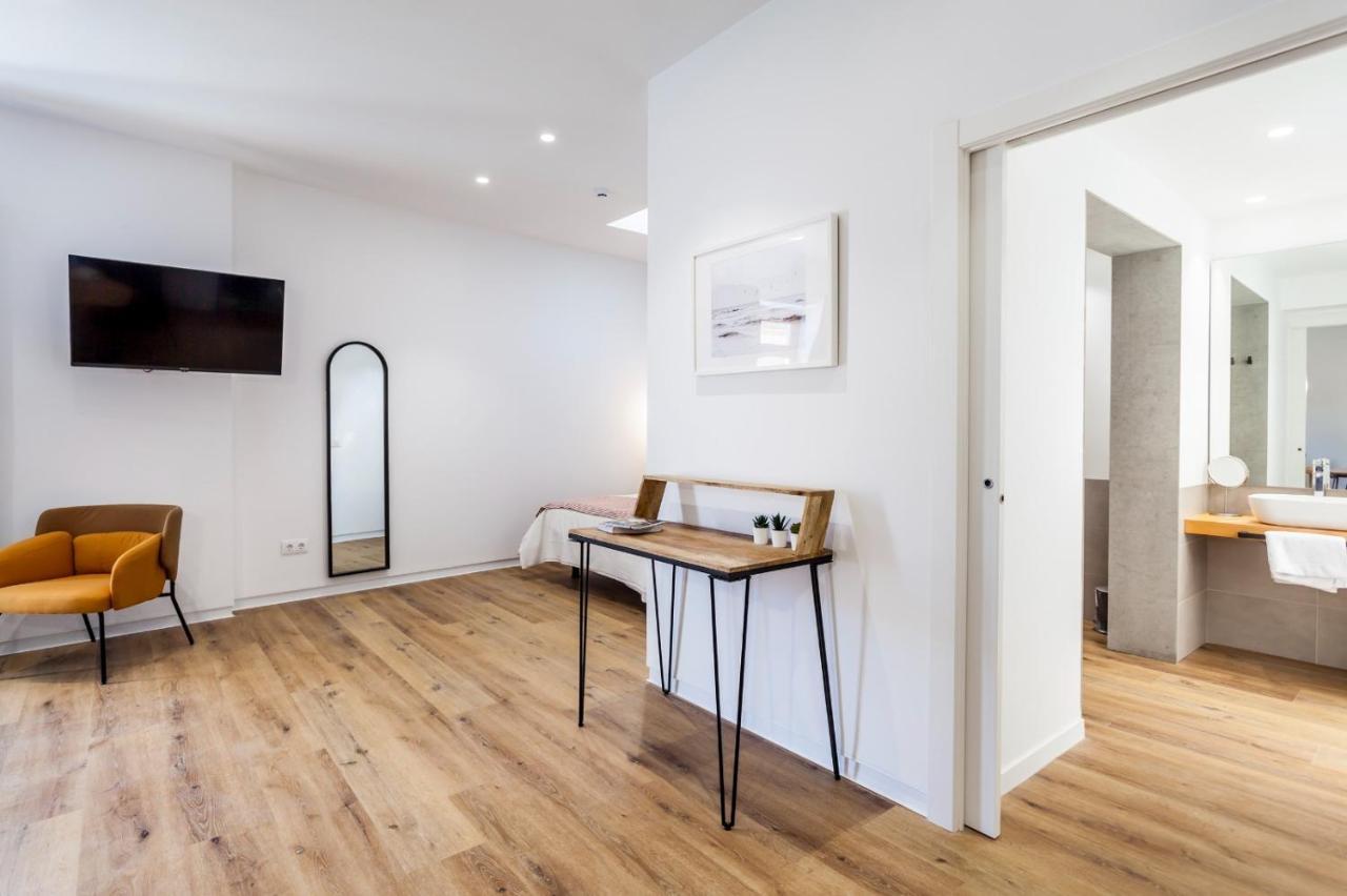 Puerto Beach Suites Valencia Buitenkant foto