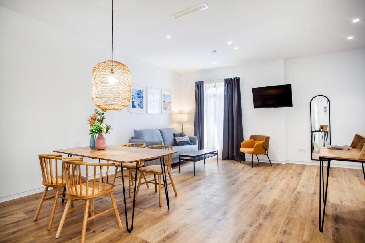 Puerto Beach Suites Valencia Buitenkant foto