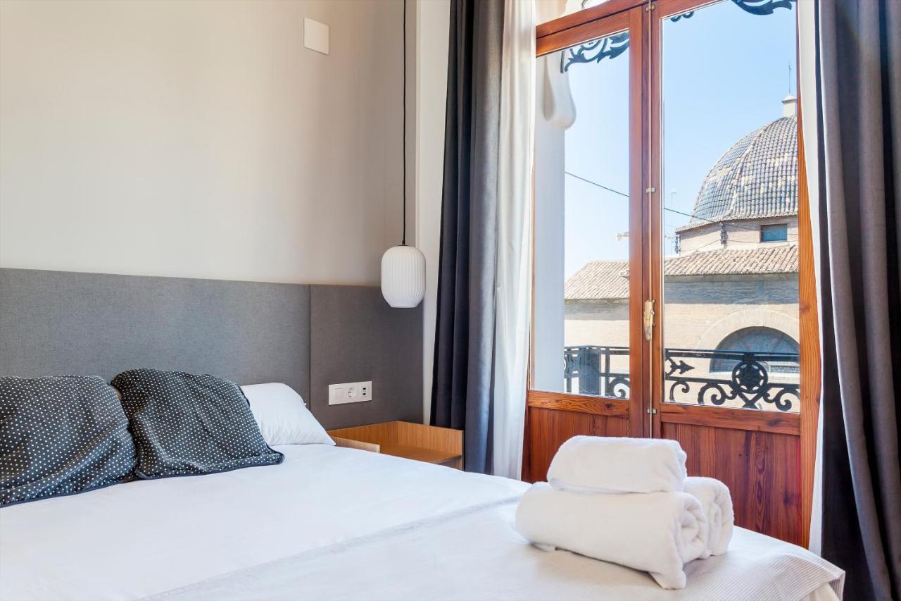 Puerto Beach Suites Valencia Buitenkant foto