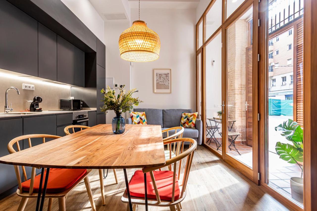 Puerto Beach Suites Valencia Buitenkant foto