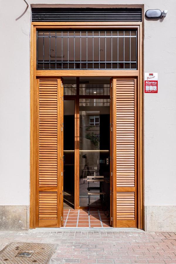 Puerto Beach Suites Valencia Buitenkant foto