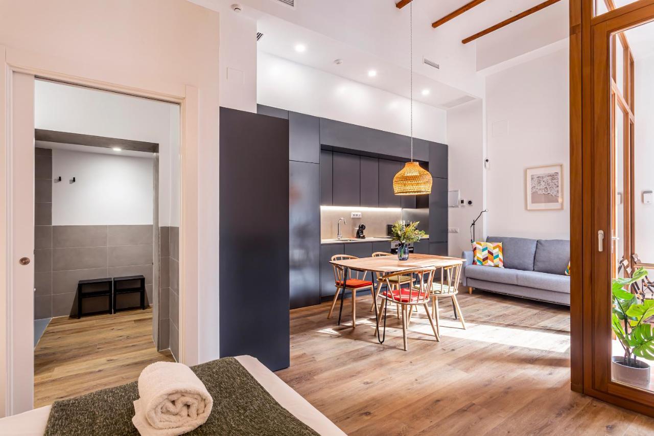 Puerto Beach Suites Valencia Buitenkant foto